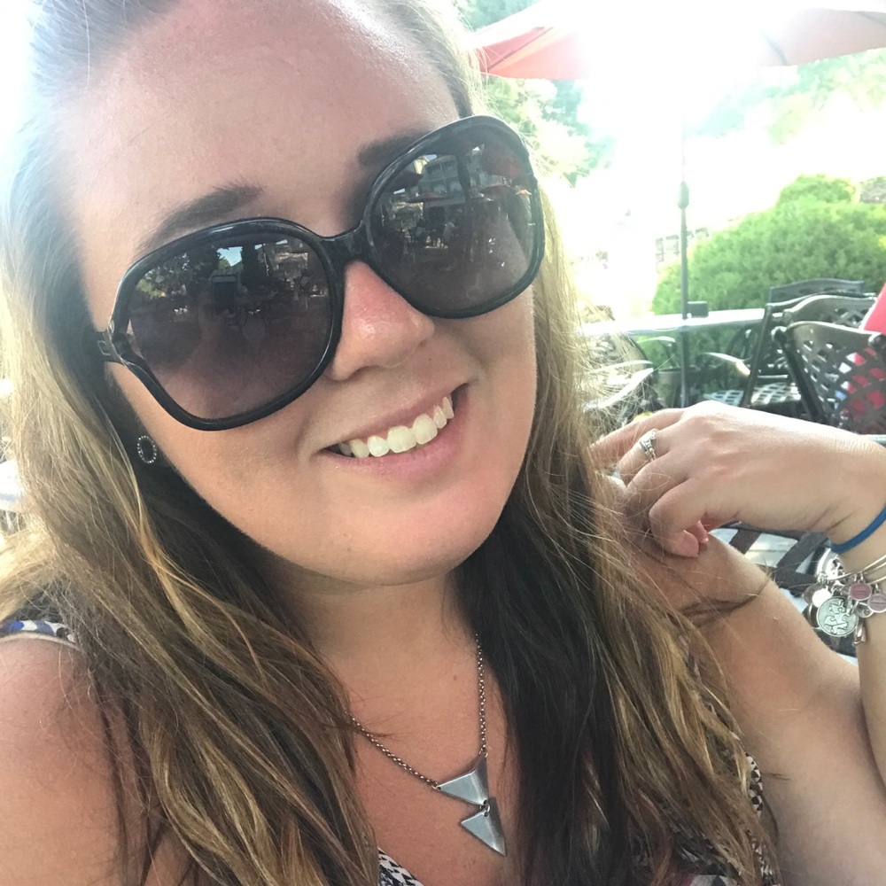 Meet your Posher, Jocelyn